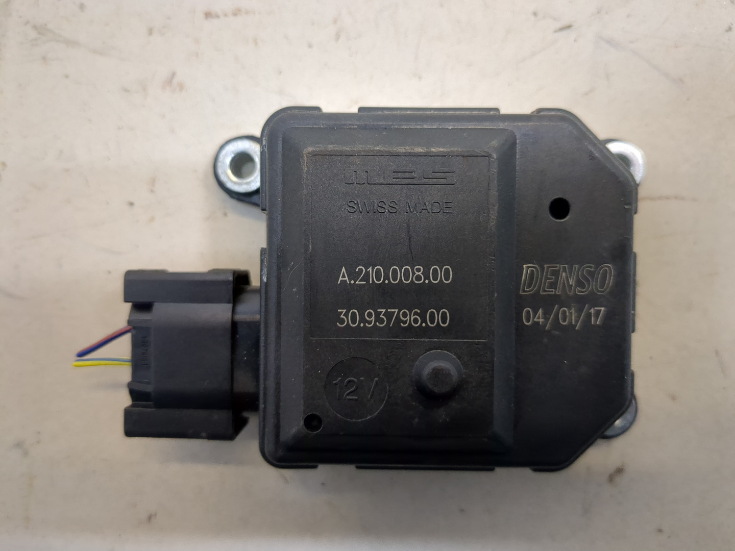 Моторчик заслонки печки