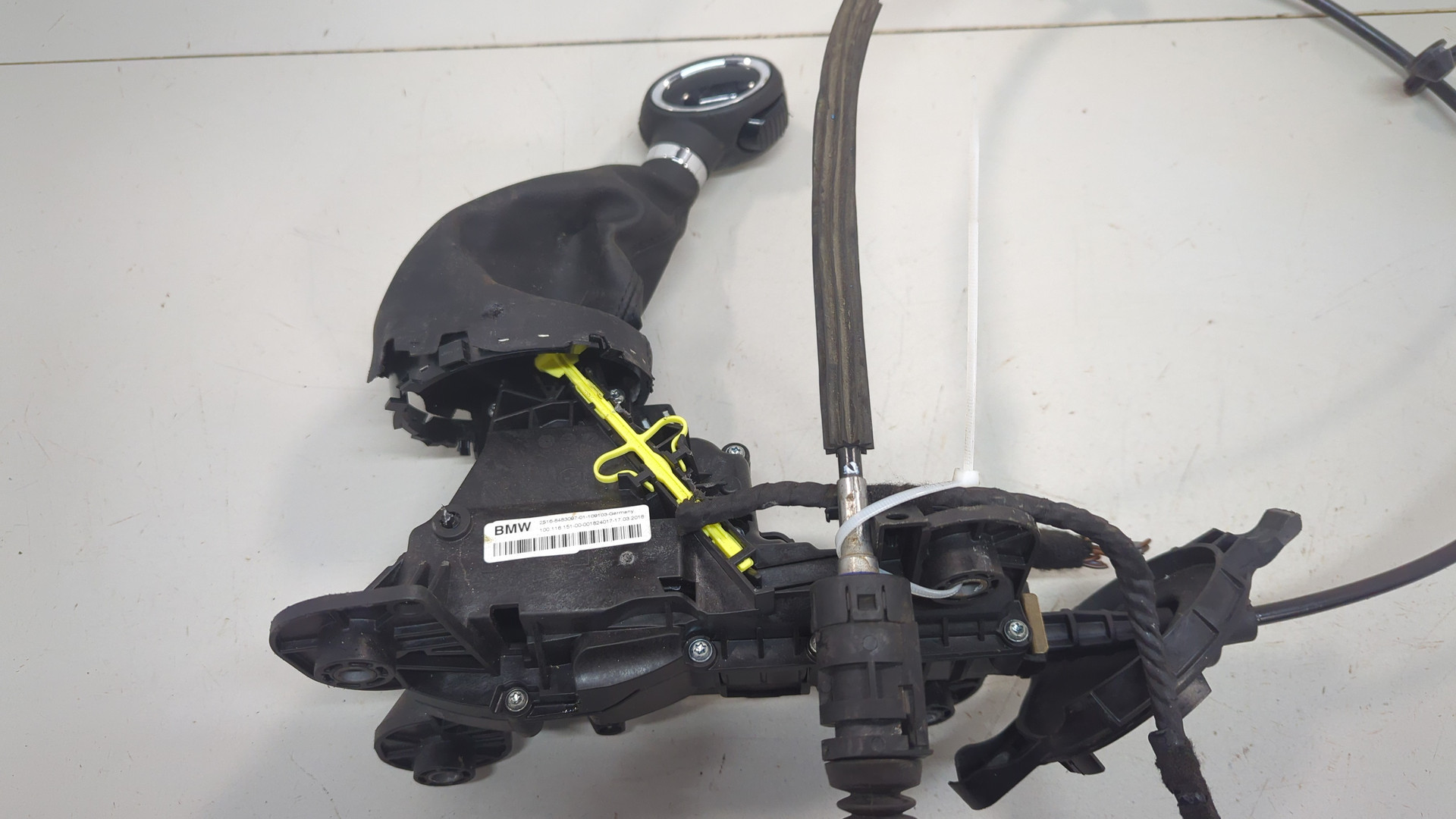 Кулиса МКПП / АКПП