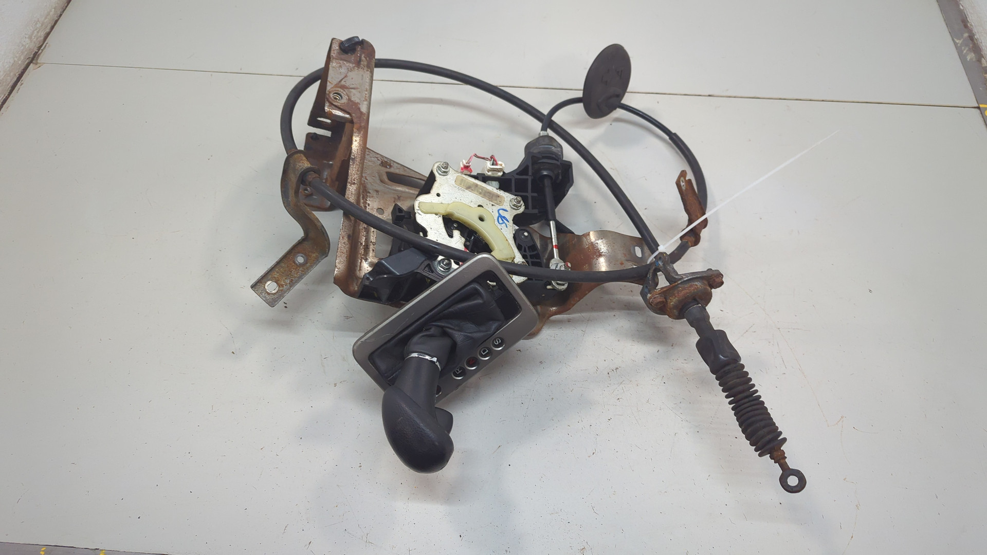 Кулиса МКПП / АКПП