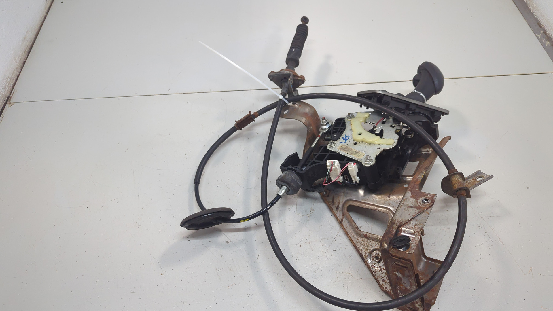 Кулиса МКПП / АКПП