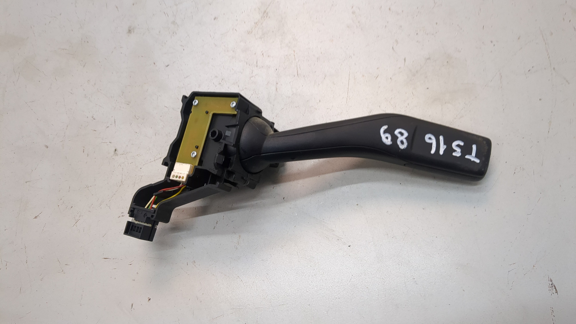 Переключатель поворотов подрулевой