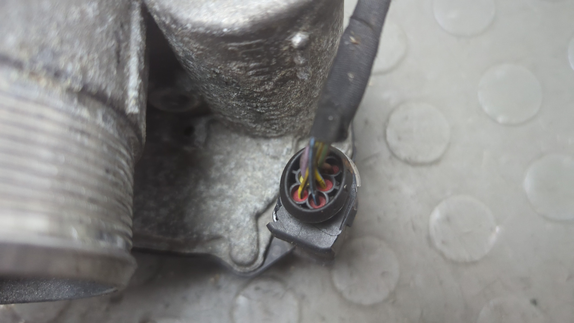 Заслонка дроссельная электрическая