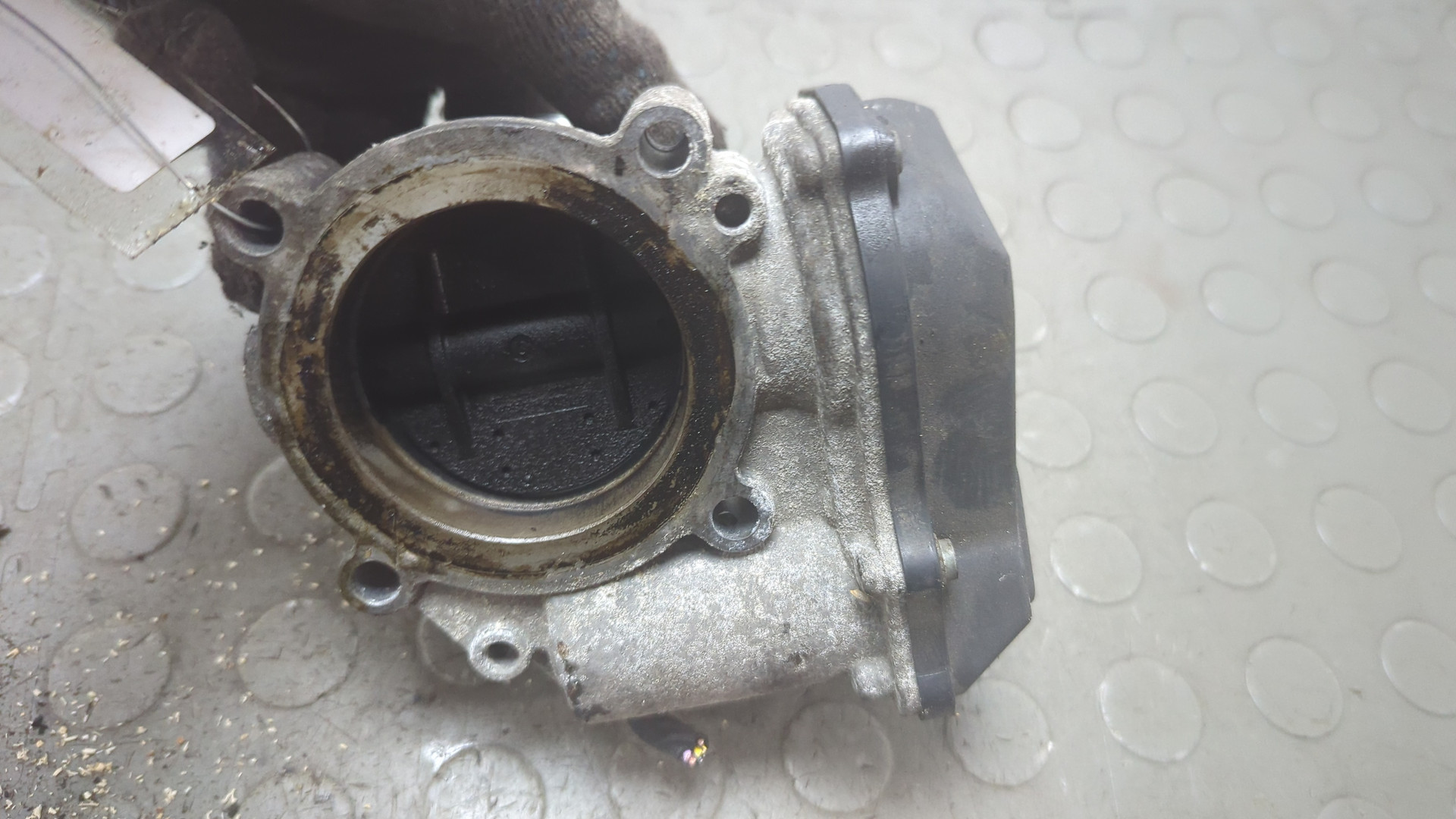 Заслонка дроссельная электрическая