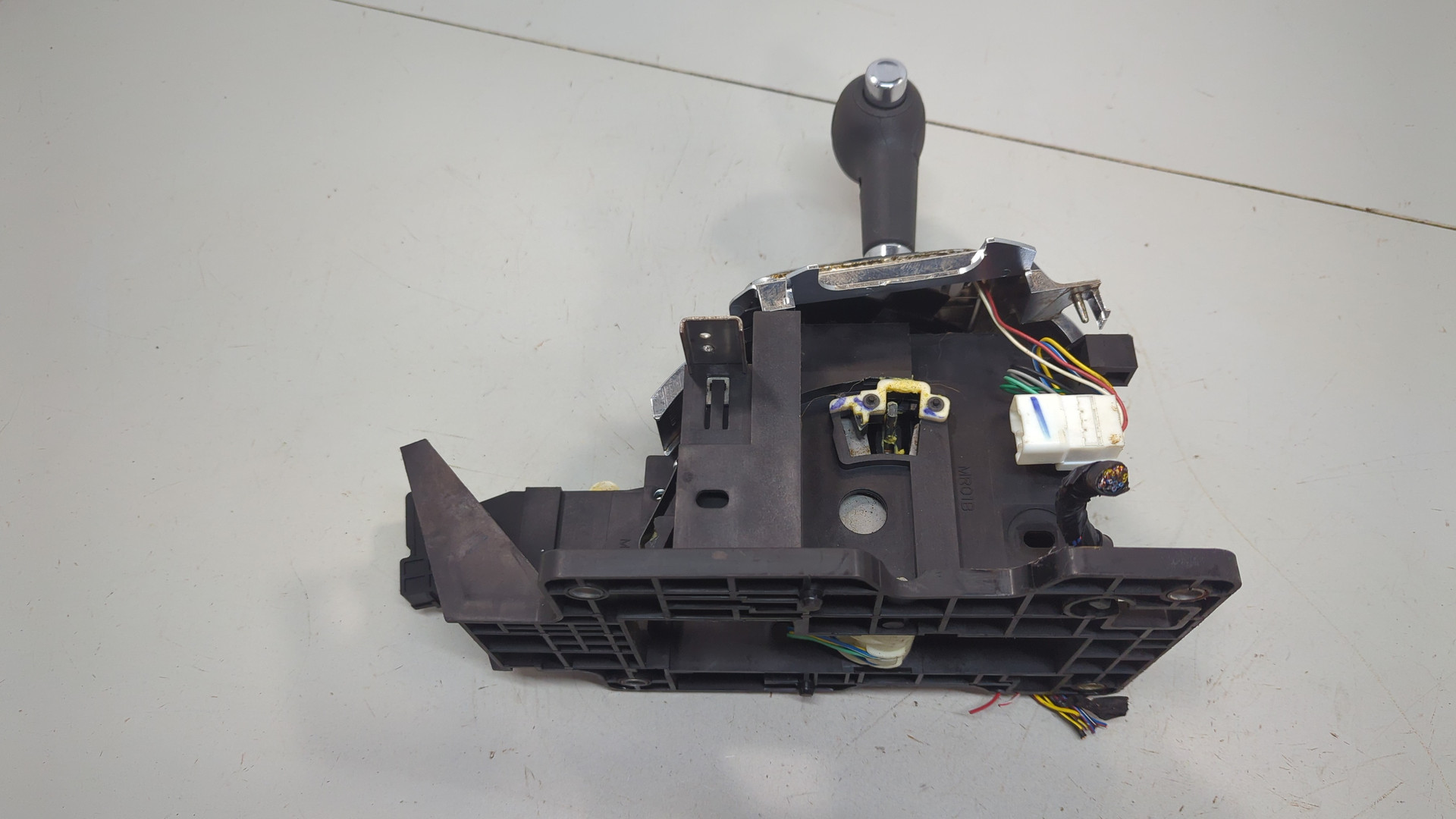 Кулиса МКПП / АКПП