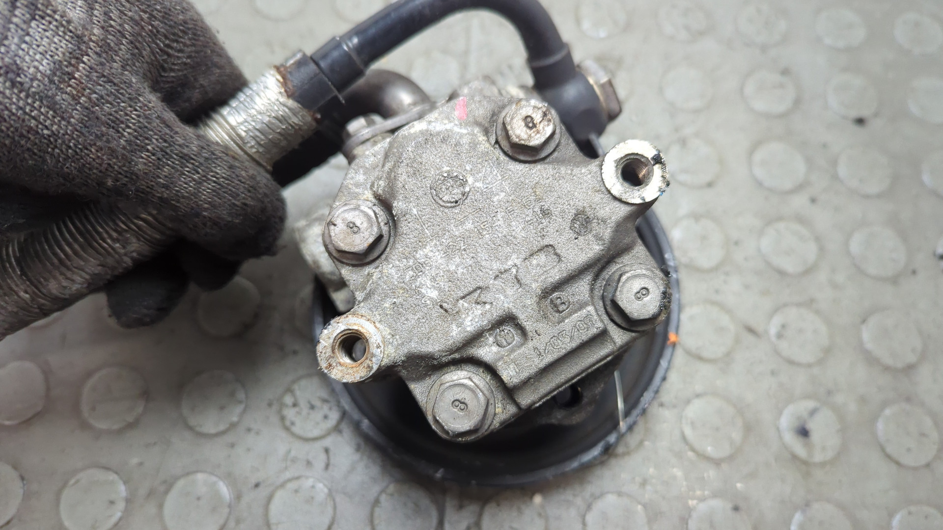 Насос ГУР (гидроусилитель руля)