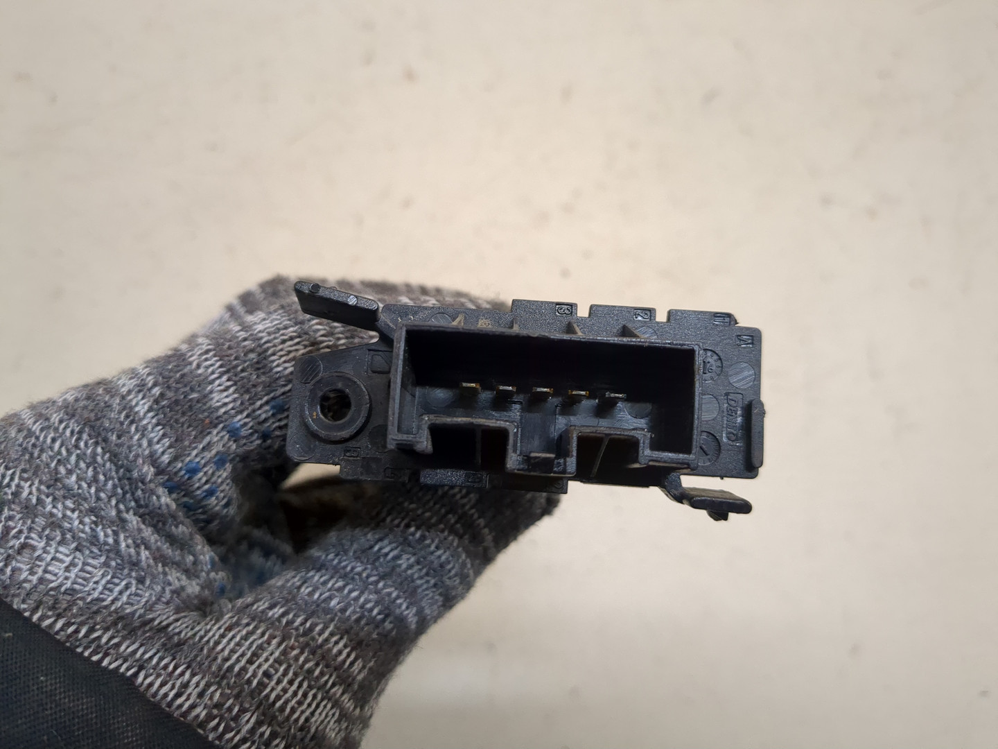 Резистор отопителя