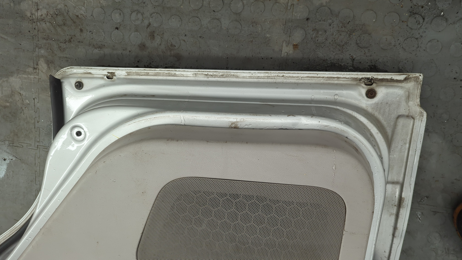 Дверь задняя правая