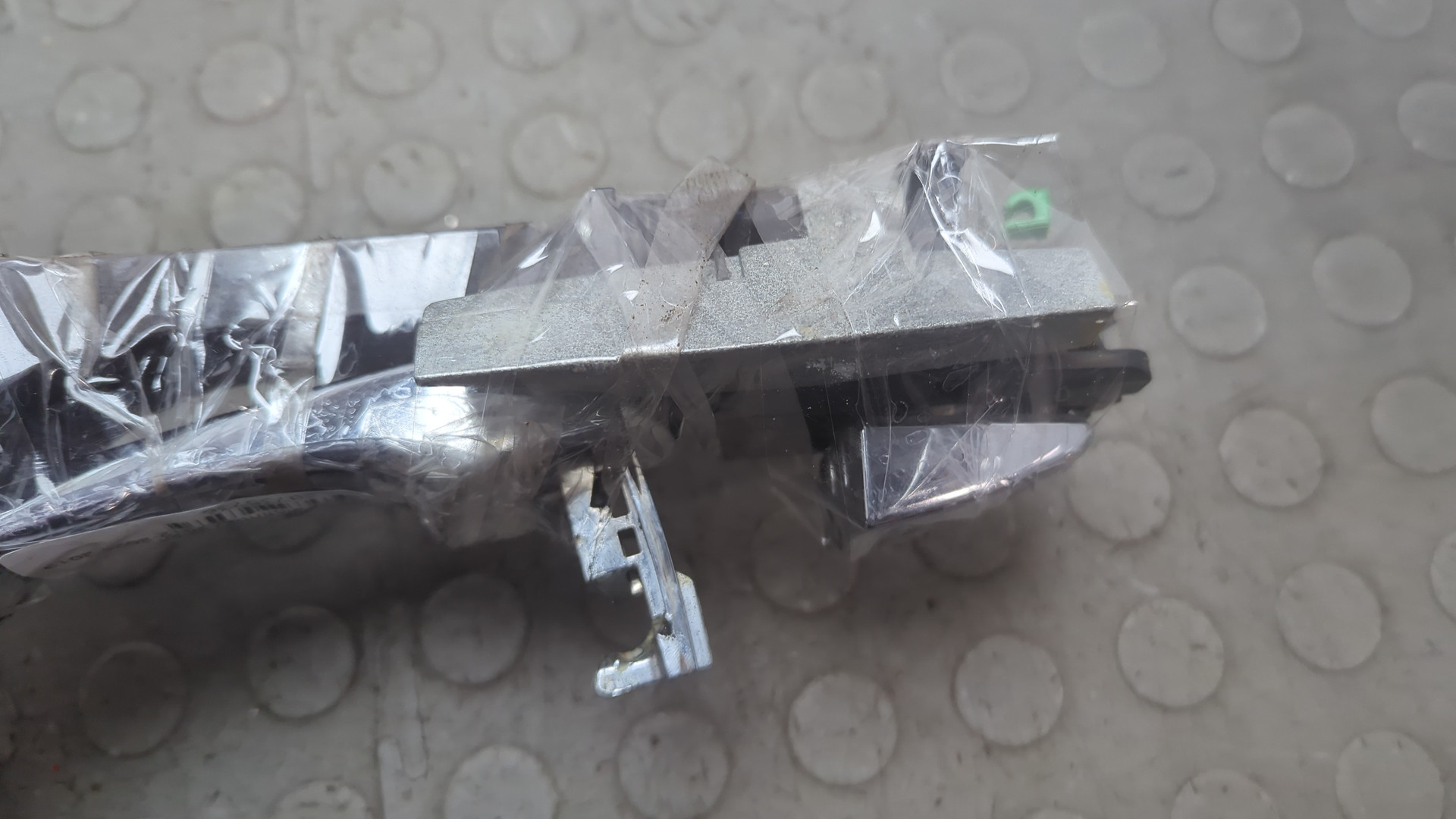 Ручка двери наружная