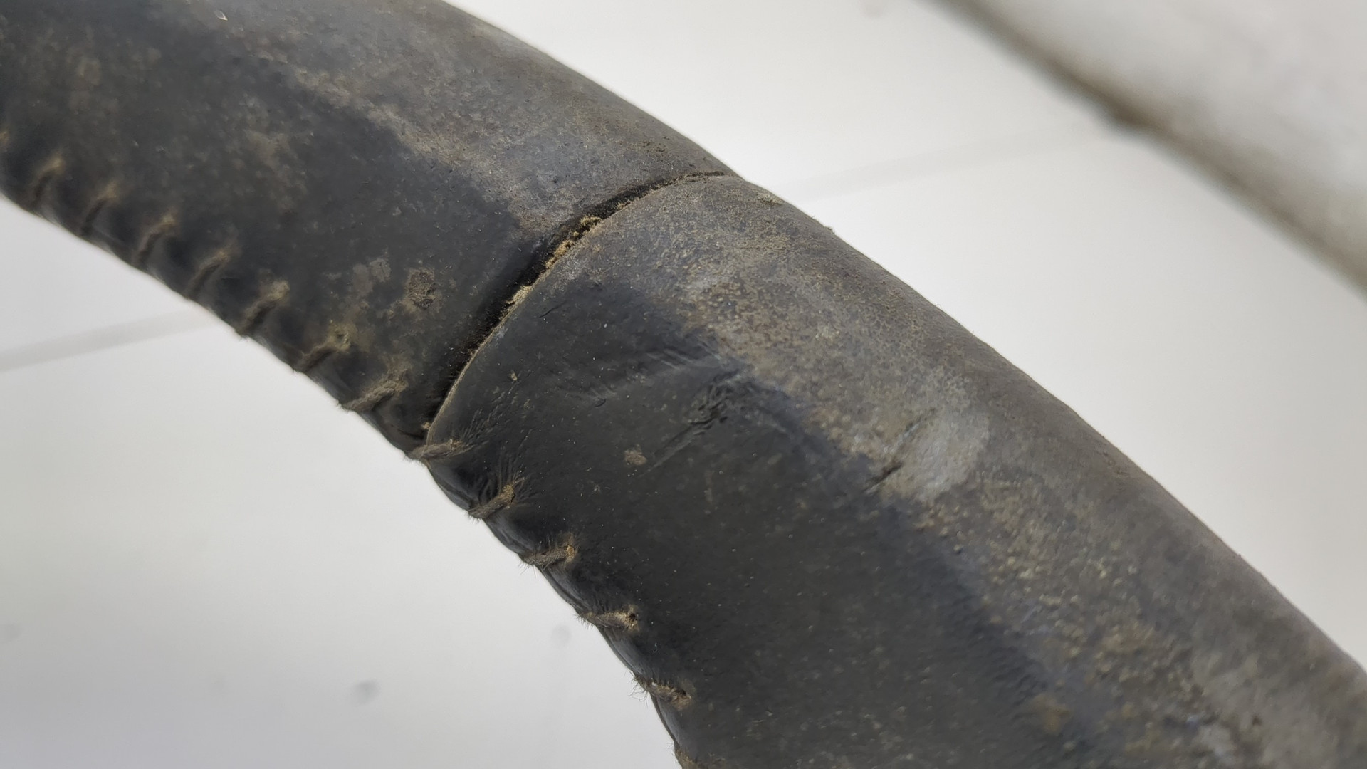 Рулевое колесо (руль)