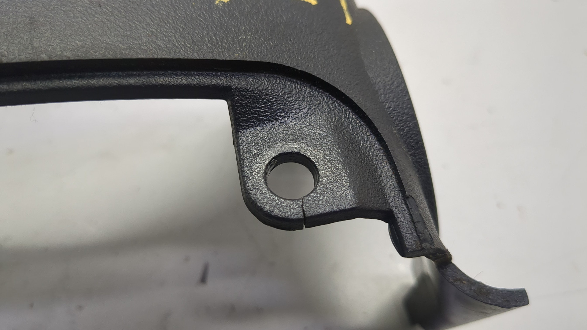 Кожух рулевой колонки