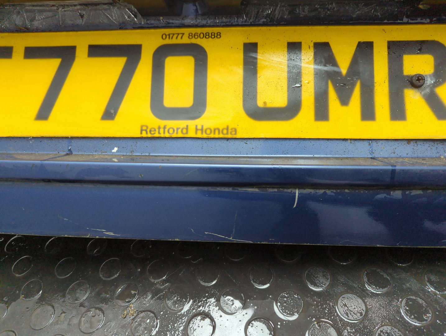 Дверь багажника