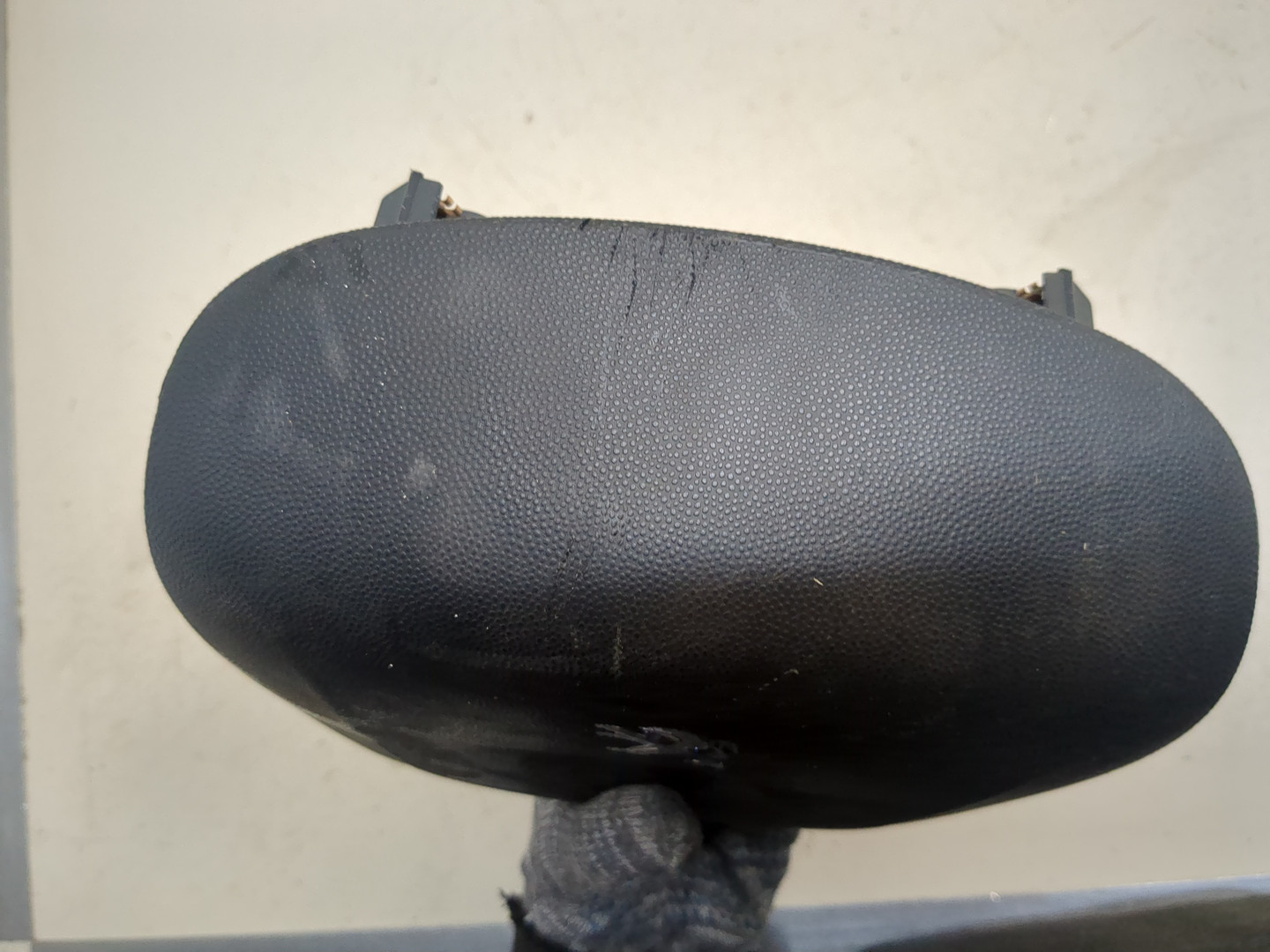 Подушка безопасности в рулевое колесо