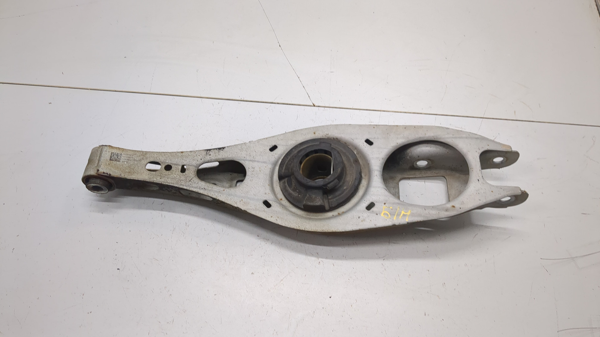 Рычаг задний