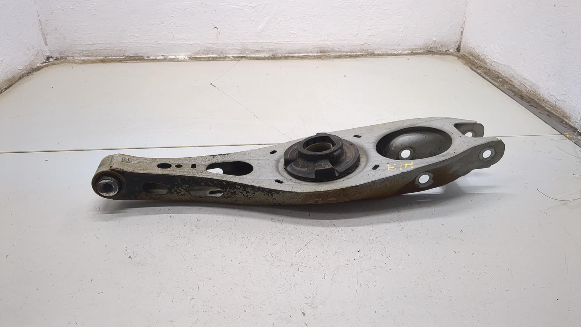 Рычаг задний