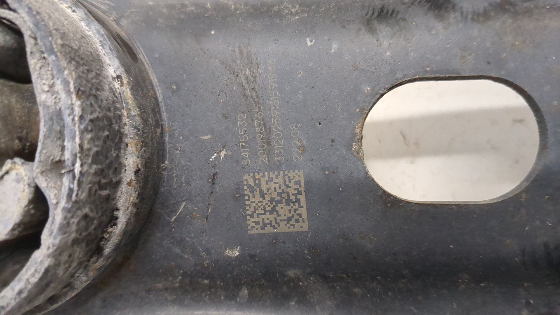 Рычаг задний левый