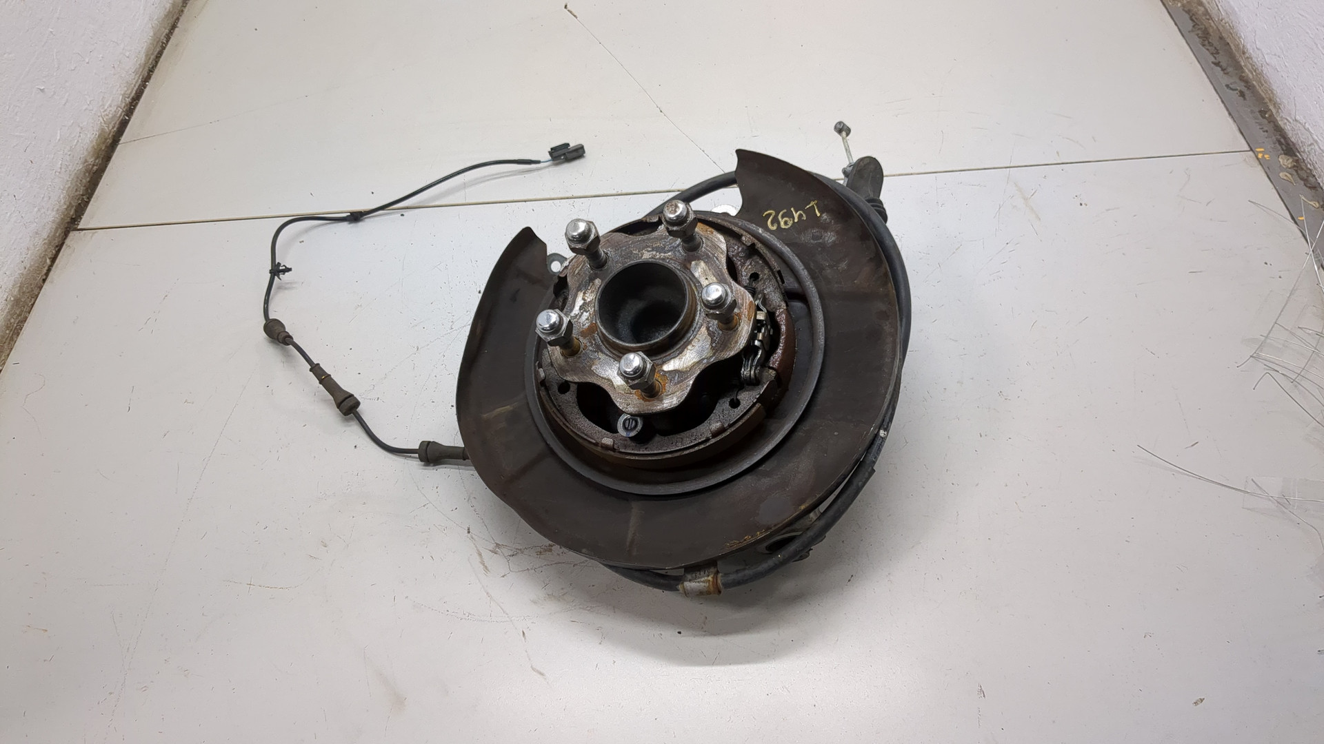 Кулак поворотный задний правый