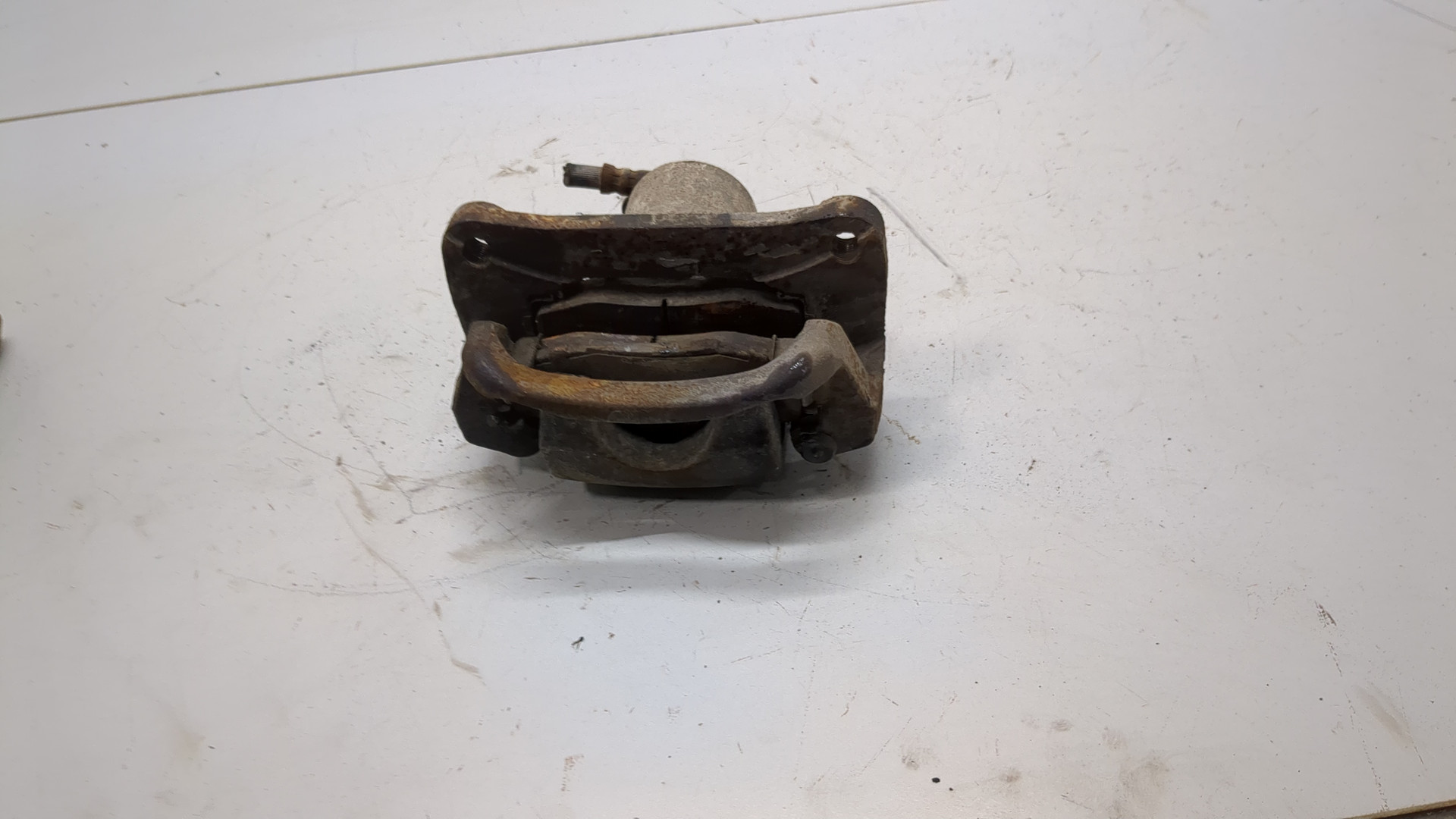 Суппорт задний правый