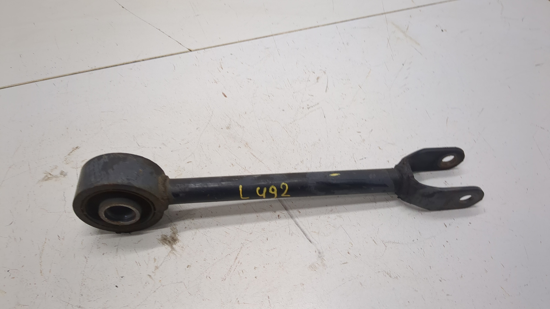 Рычаг задний