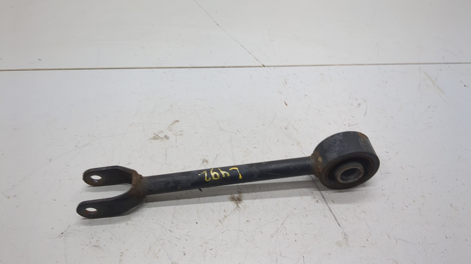 Рычаг задний