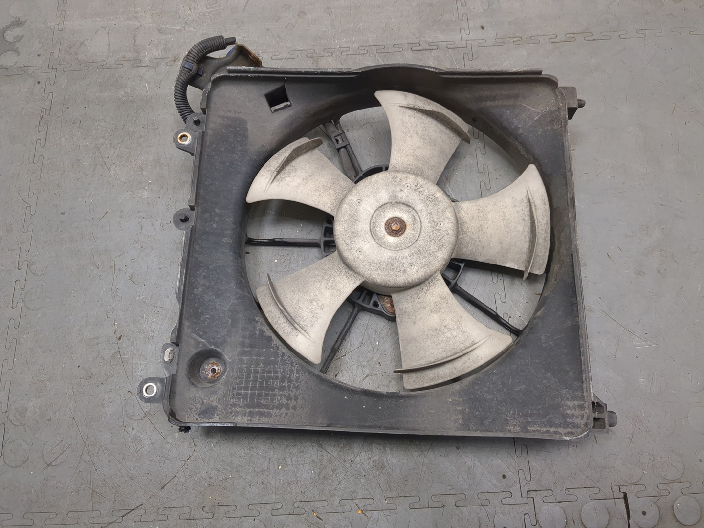 Вентилятор радиатора