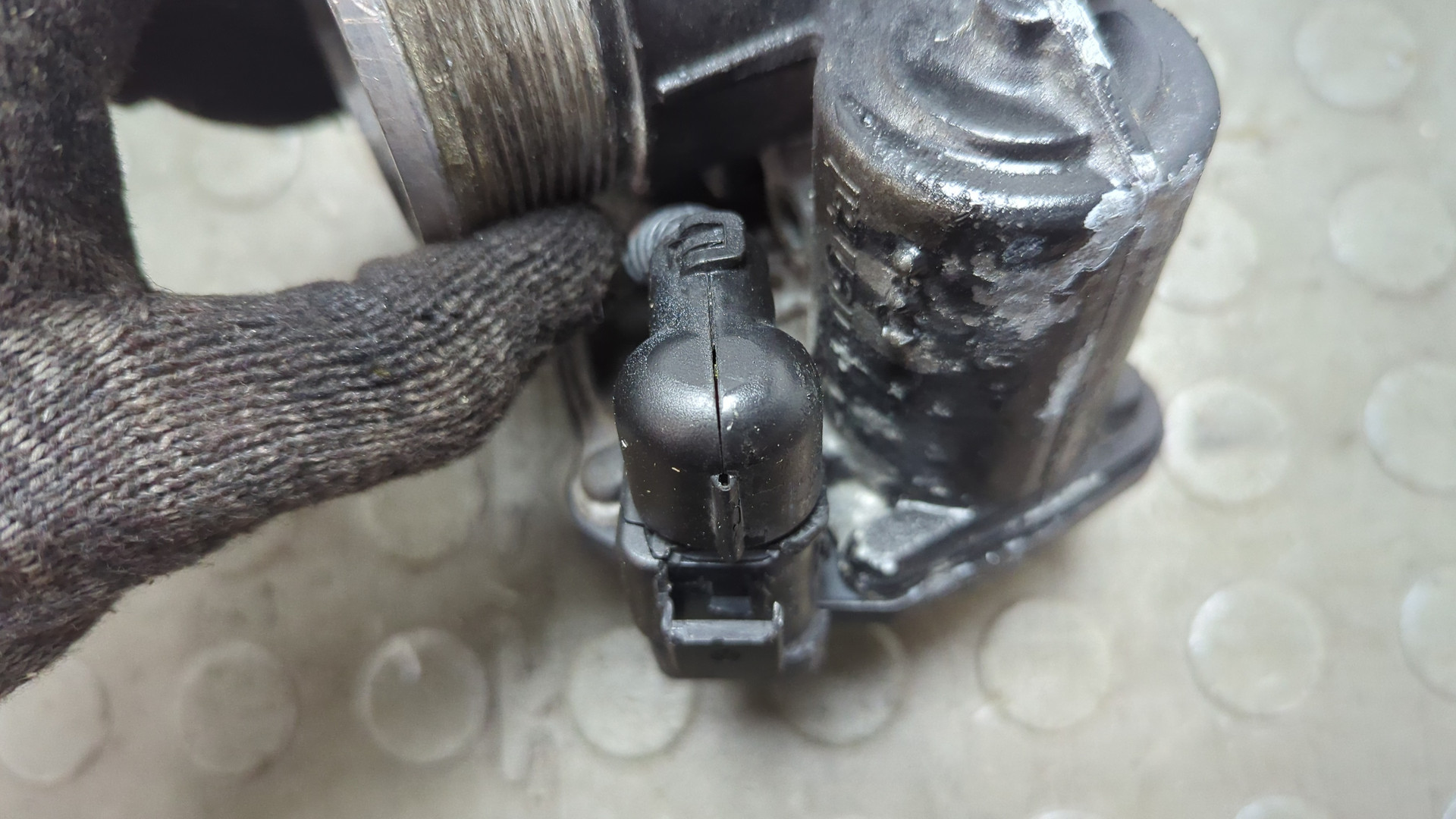 Заслонка дроссельная электрическая