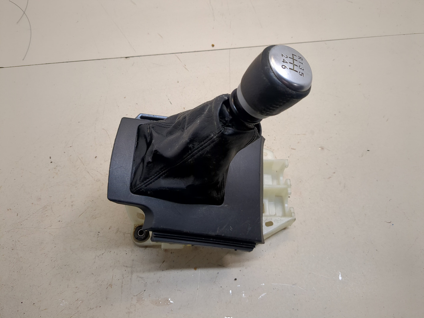 Кулиса МКПП / АКПП