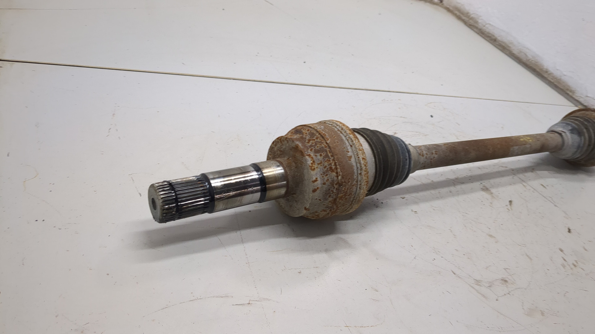 Полуось задняя правая