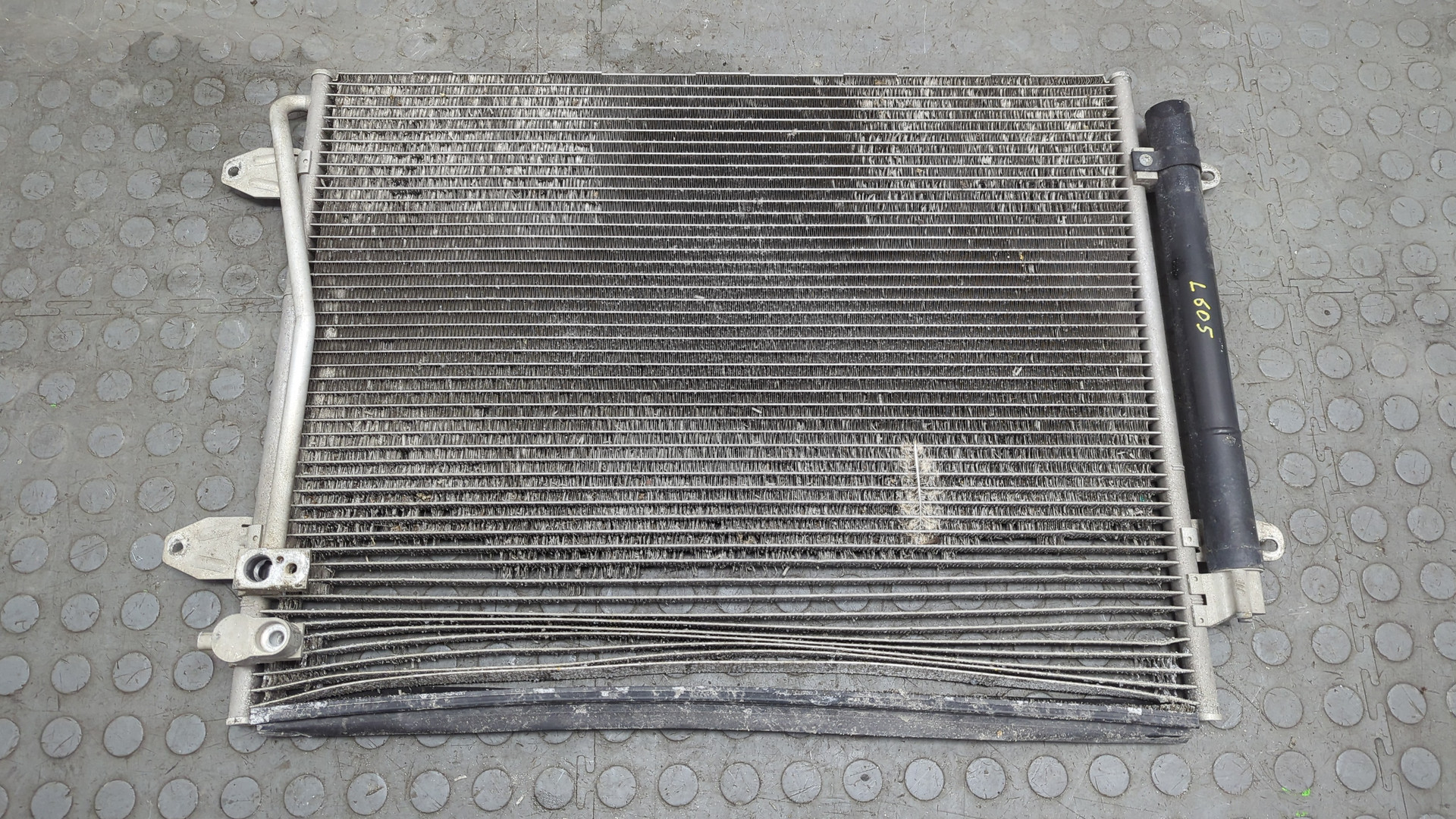 Радиатор кондиционера / конденсер