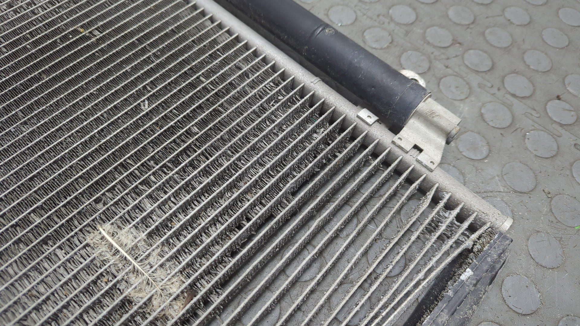 Радиатор кондиционера / конденсер