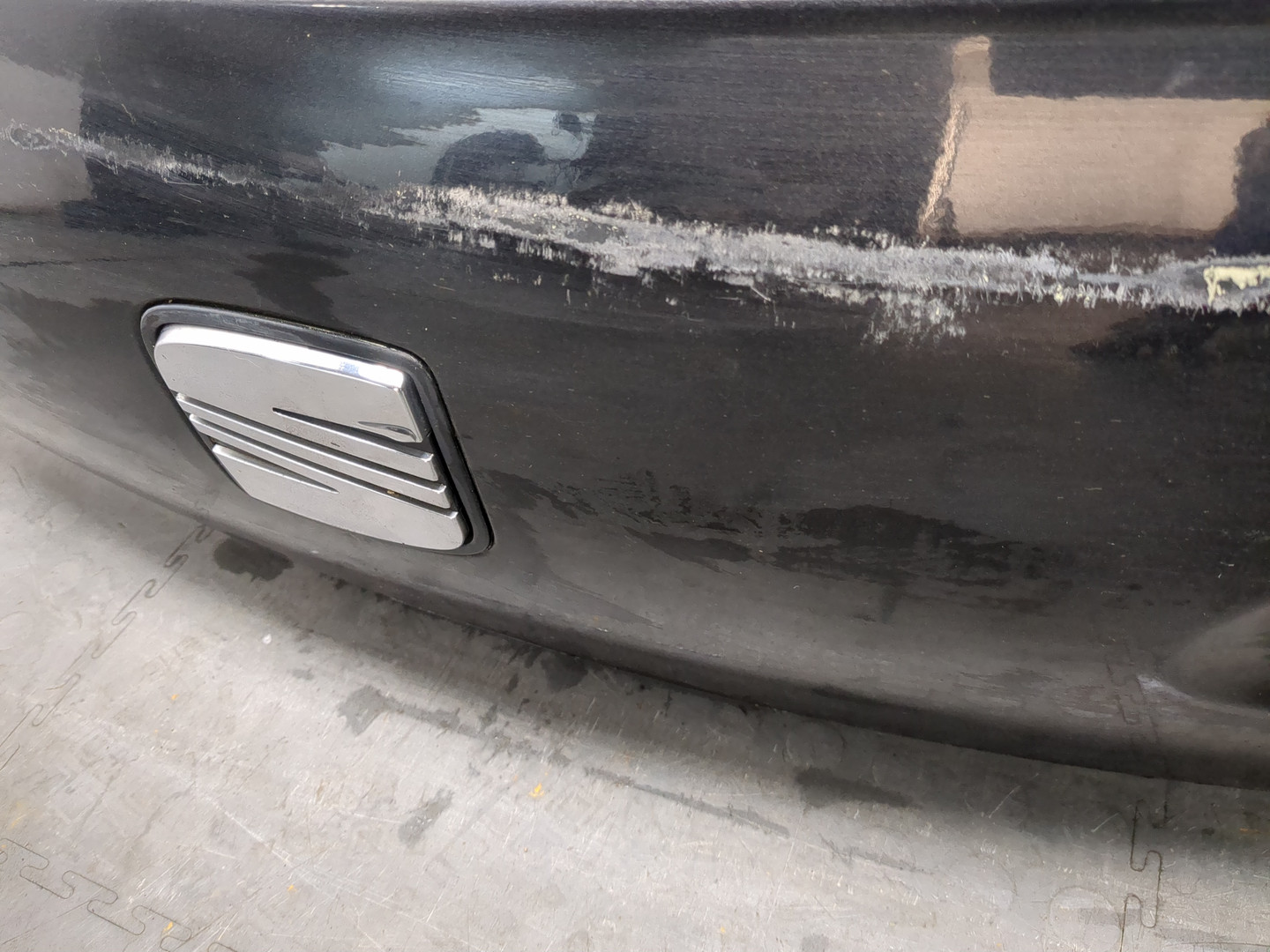 Дверь багажника