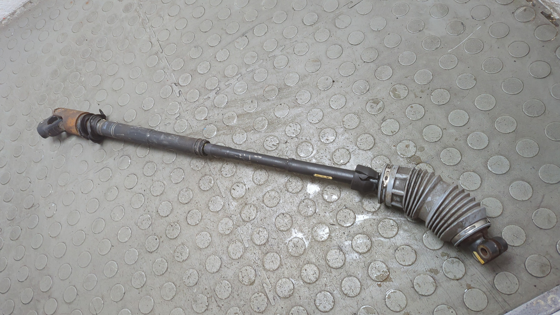 Кардан рулевой