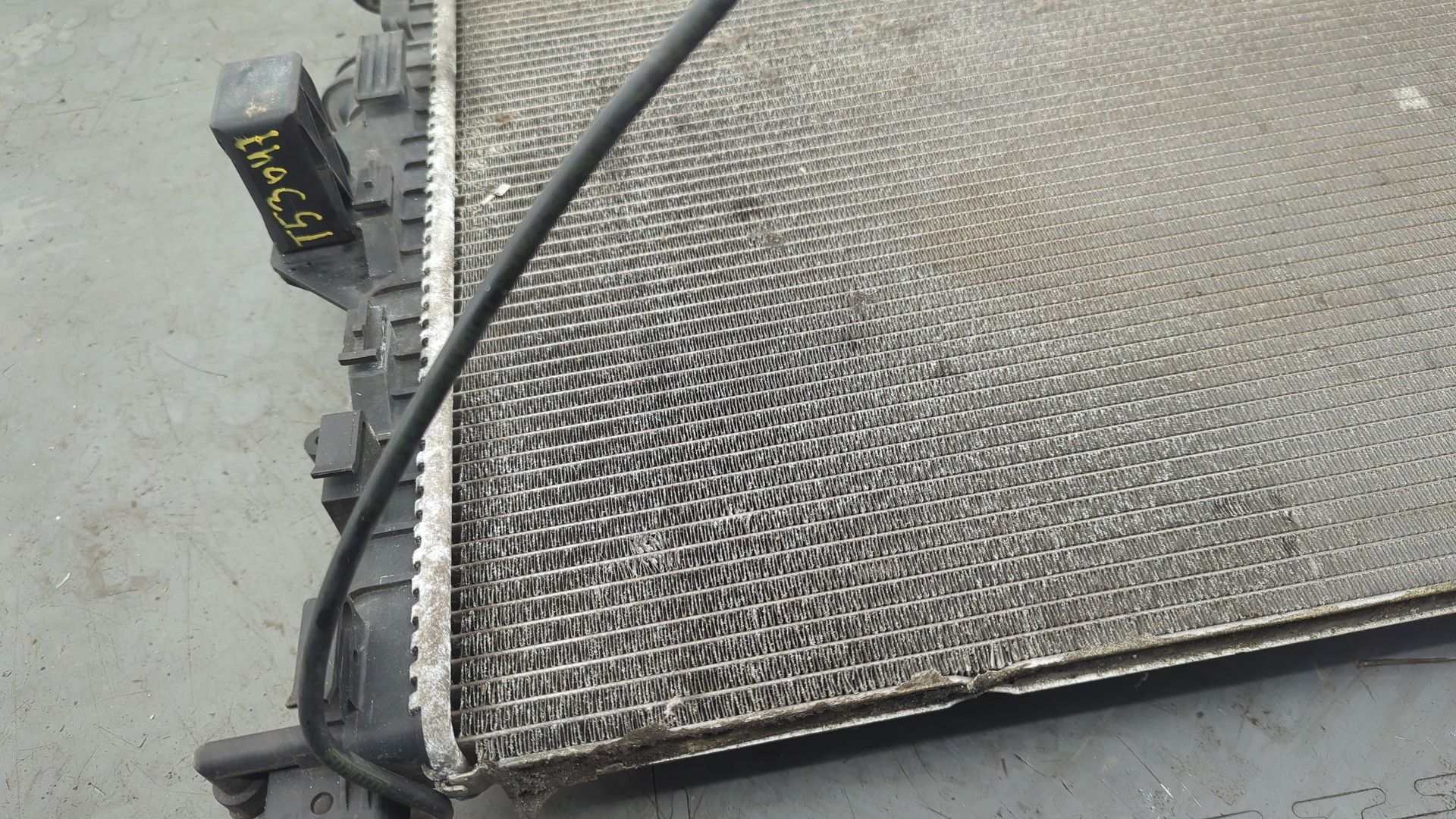 Радиатор охлаждения двигателя основной