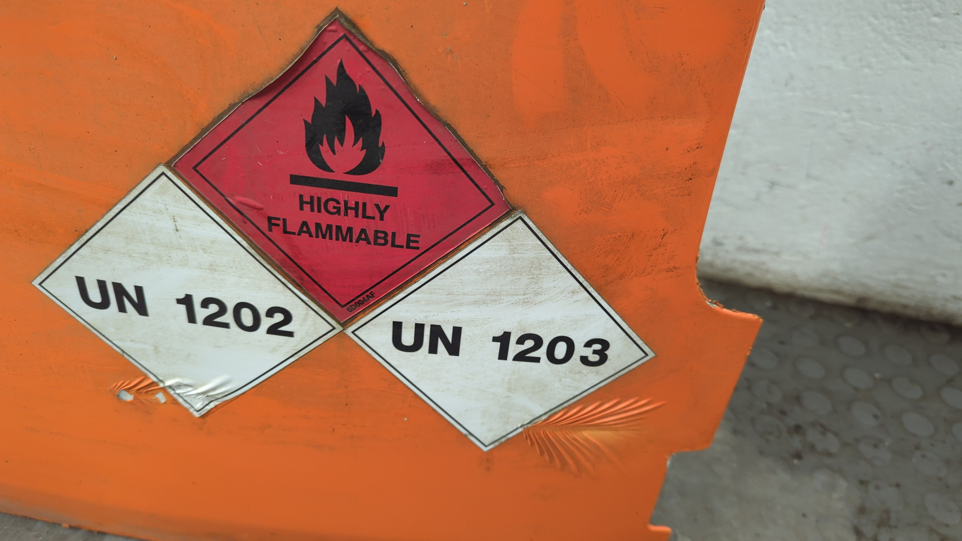 Дверь багажника правая