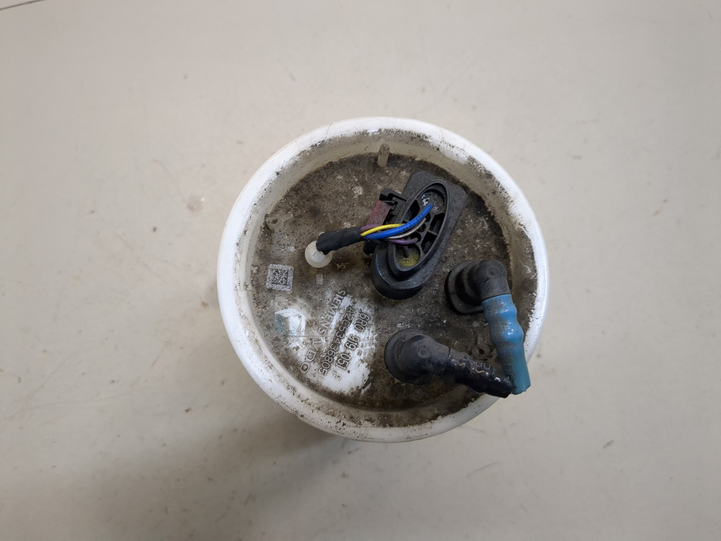 Насос топливный электрический