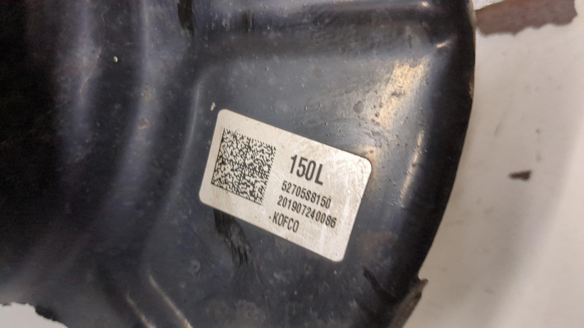 Кулак поворотный задний левый