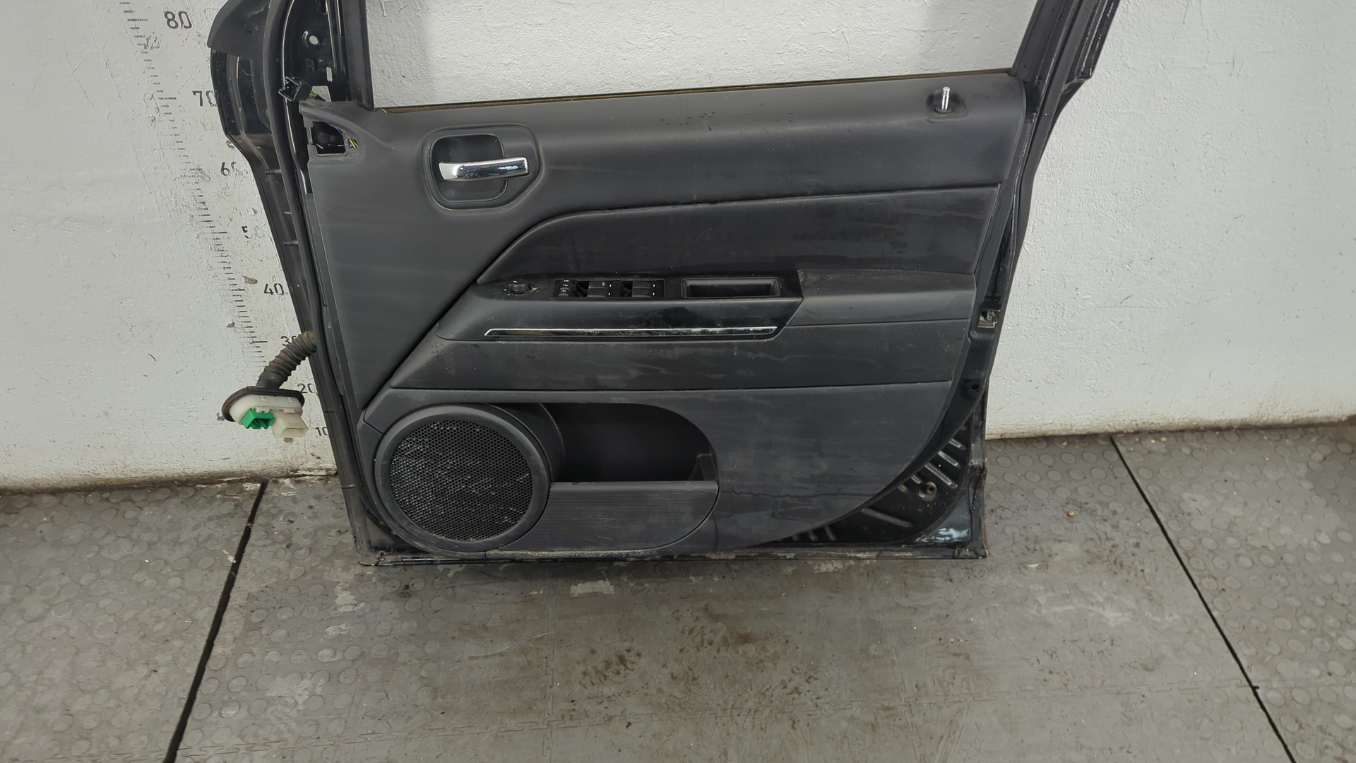 Дверь передняя правая