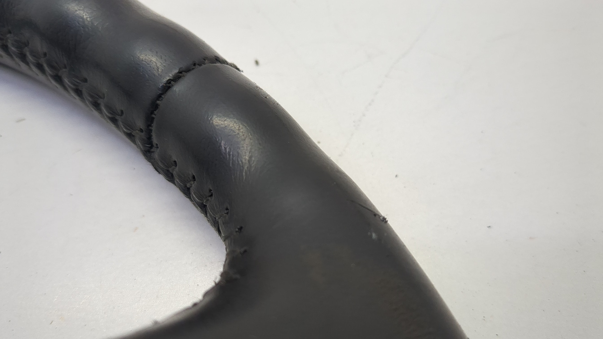 Рулевое колесо (руль)