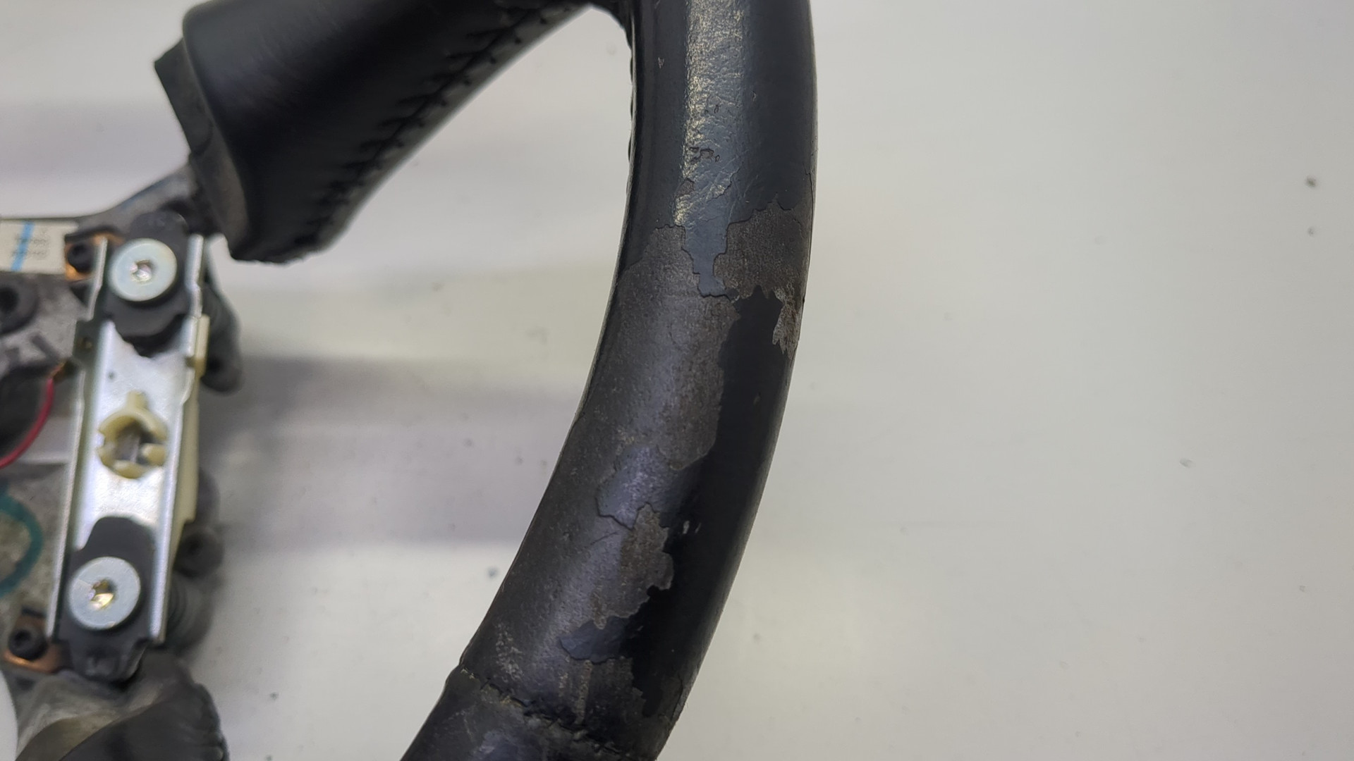 Рулевое колесо (руль)