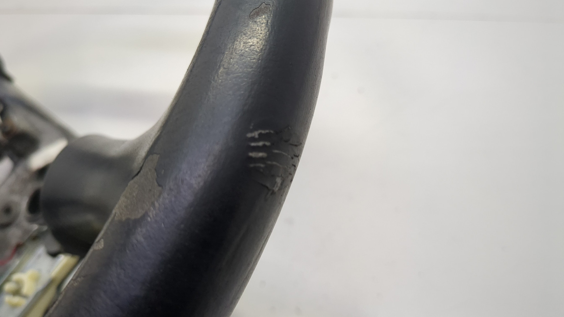 Рулевое колесо (руль)