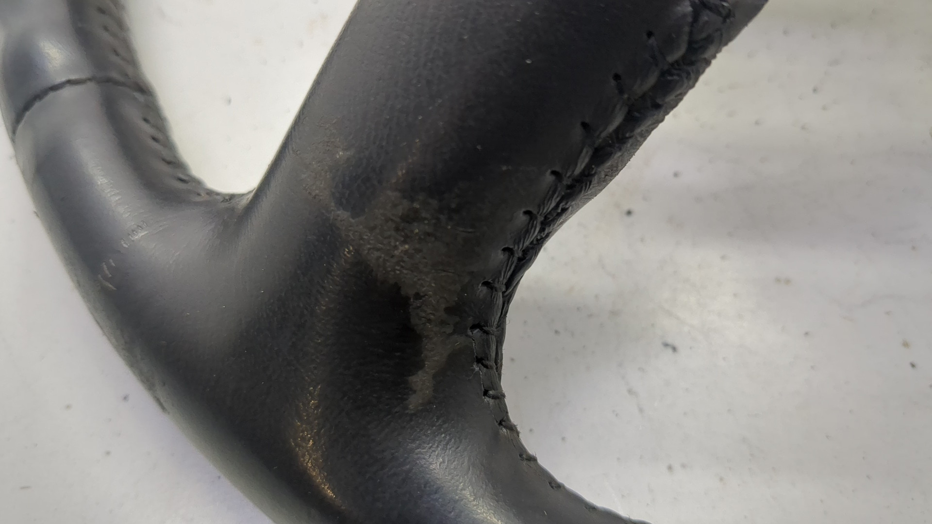 Рулевое колесо (руль)