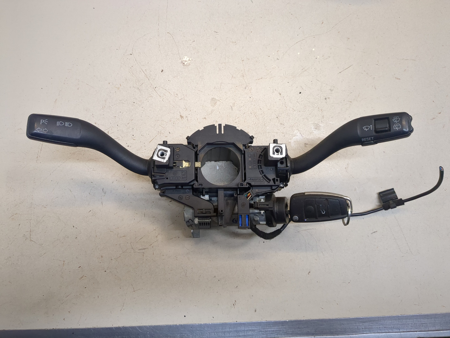 Переключатель подрулевой