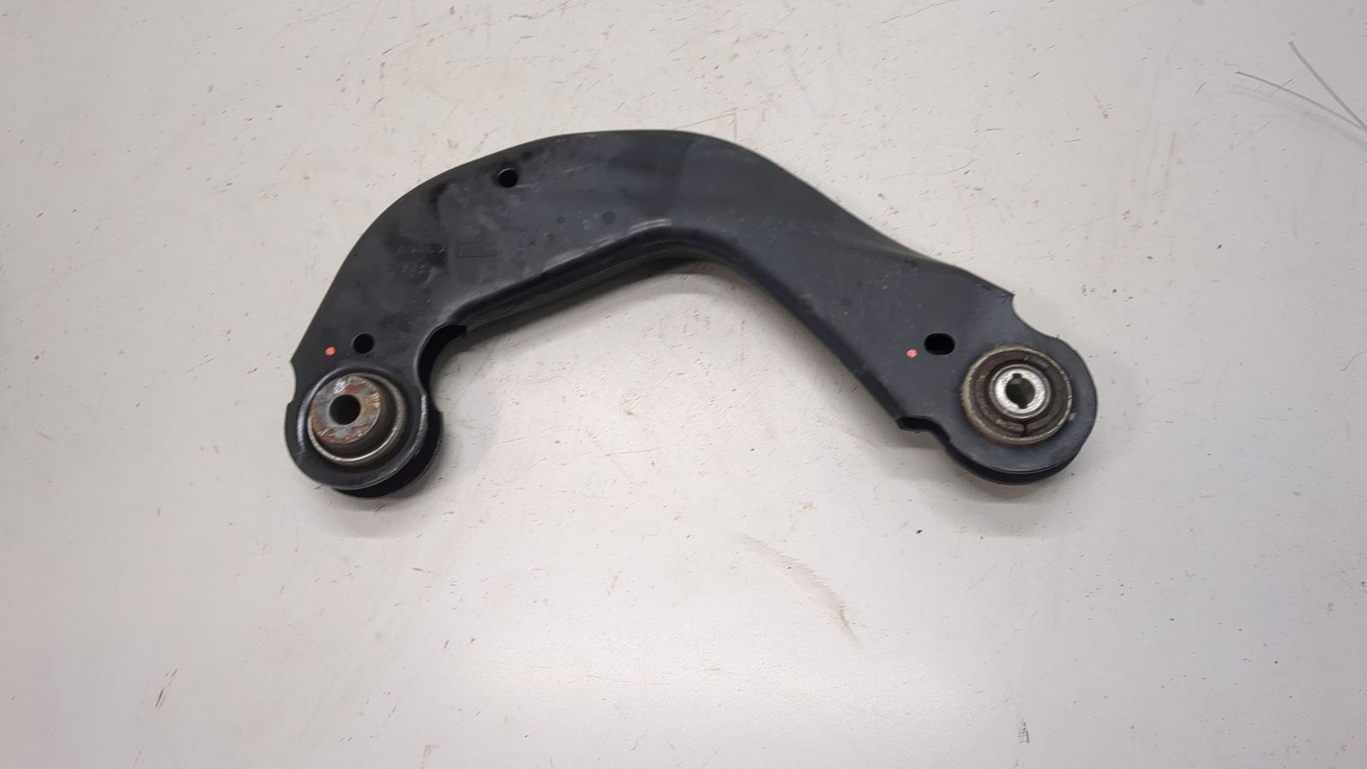 Рычаг задний левый