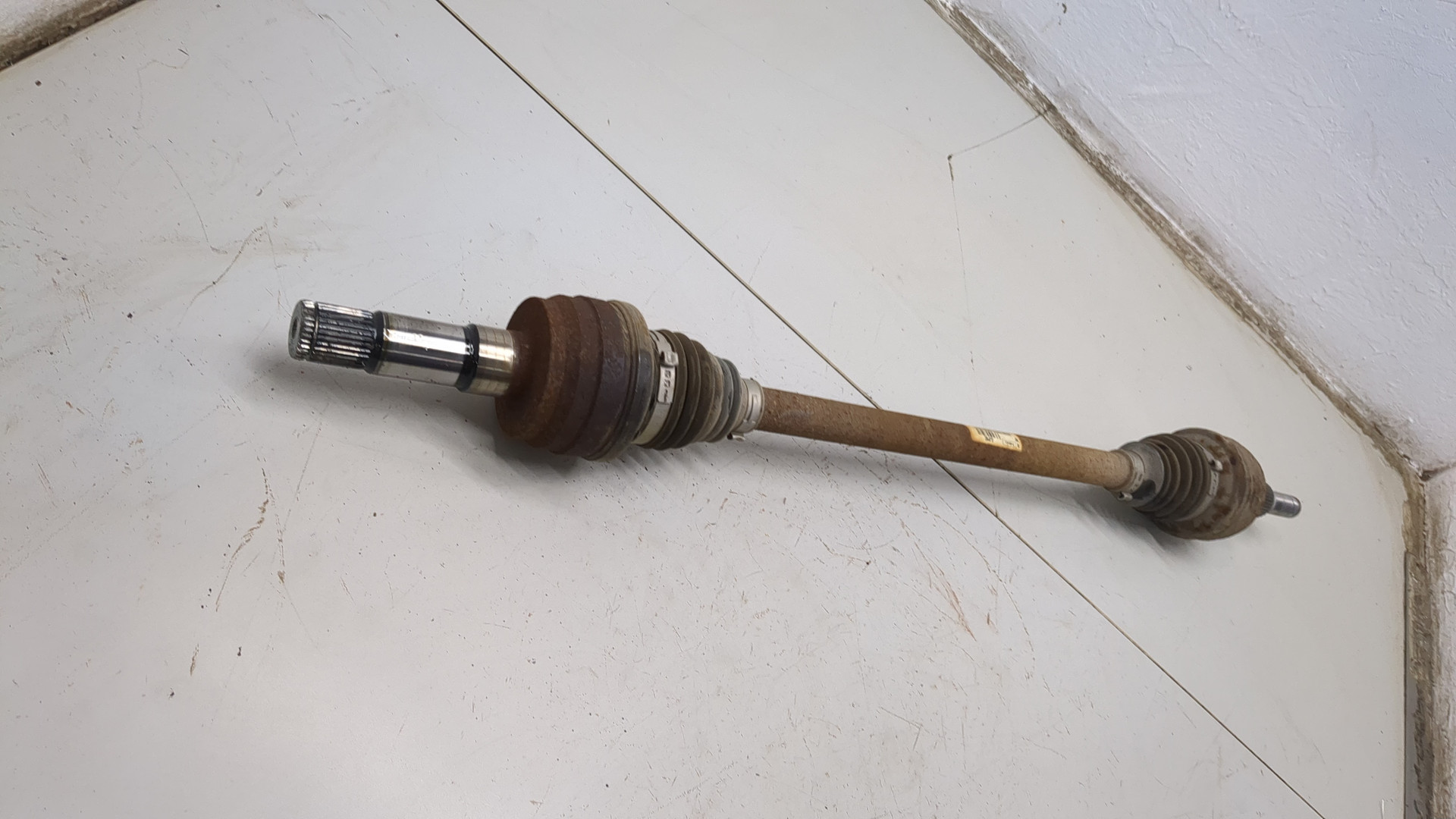 Полуось задняя правая