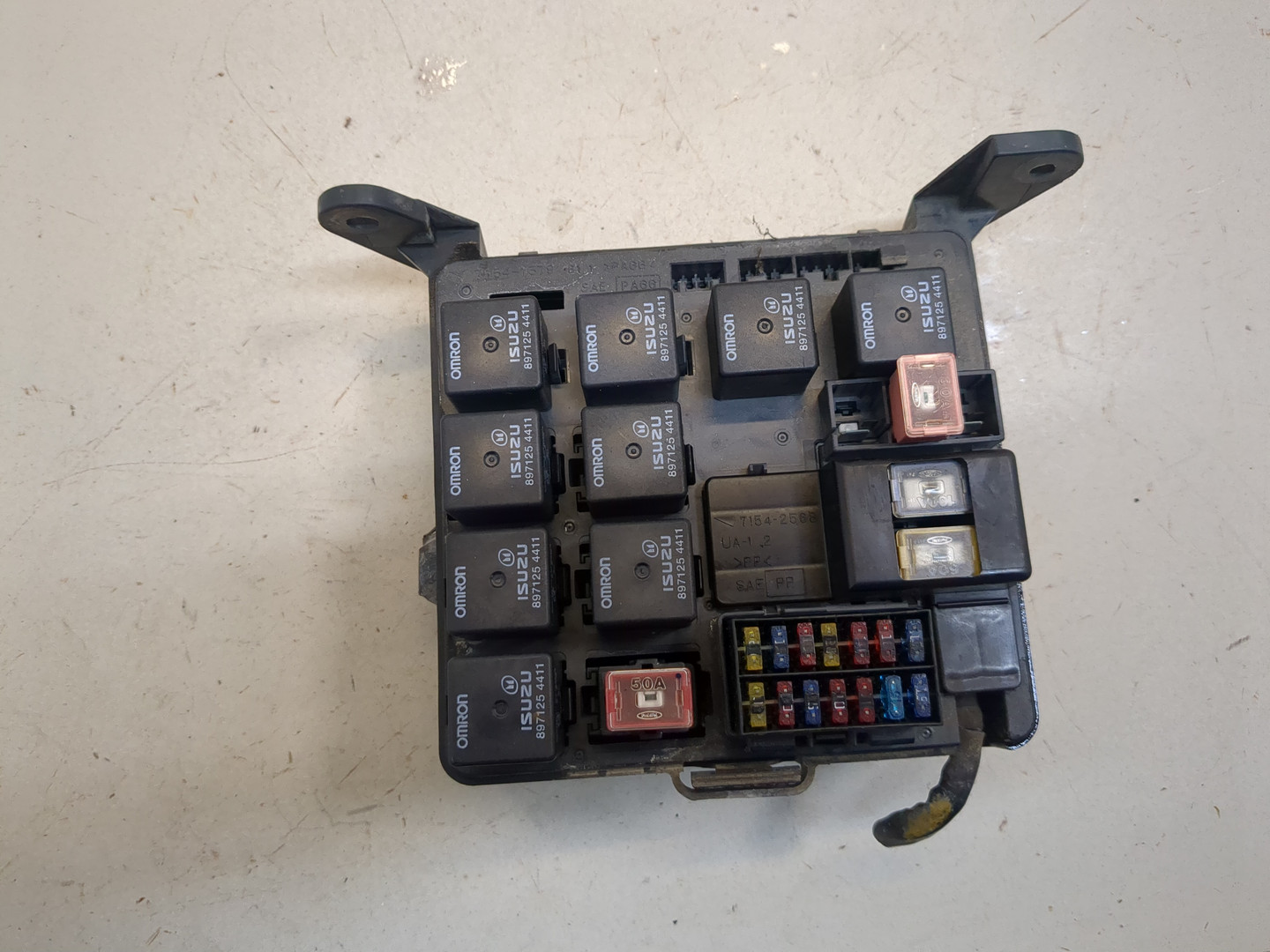 Блок предохранителей