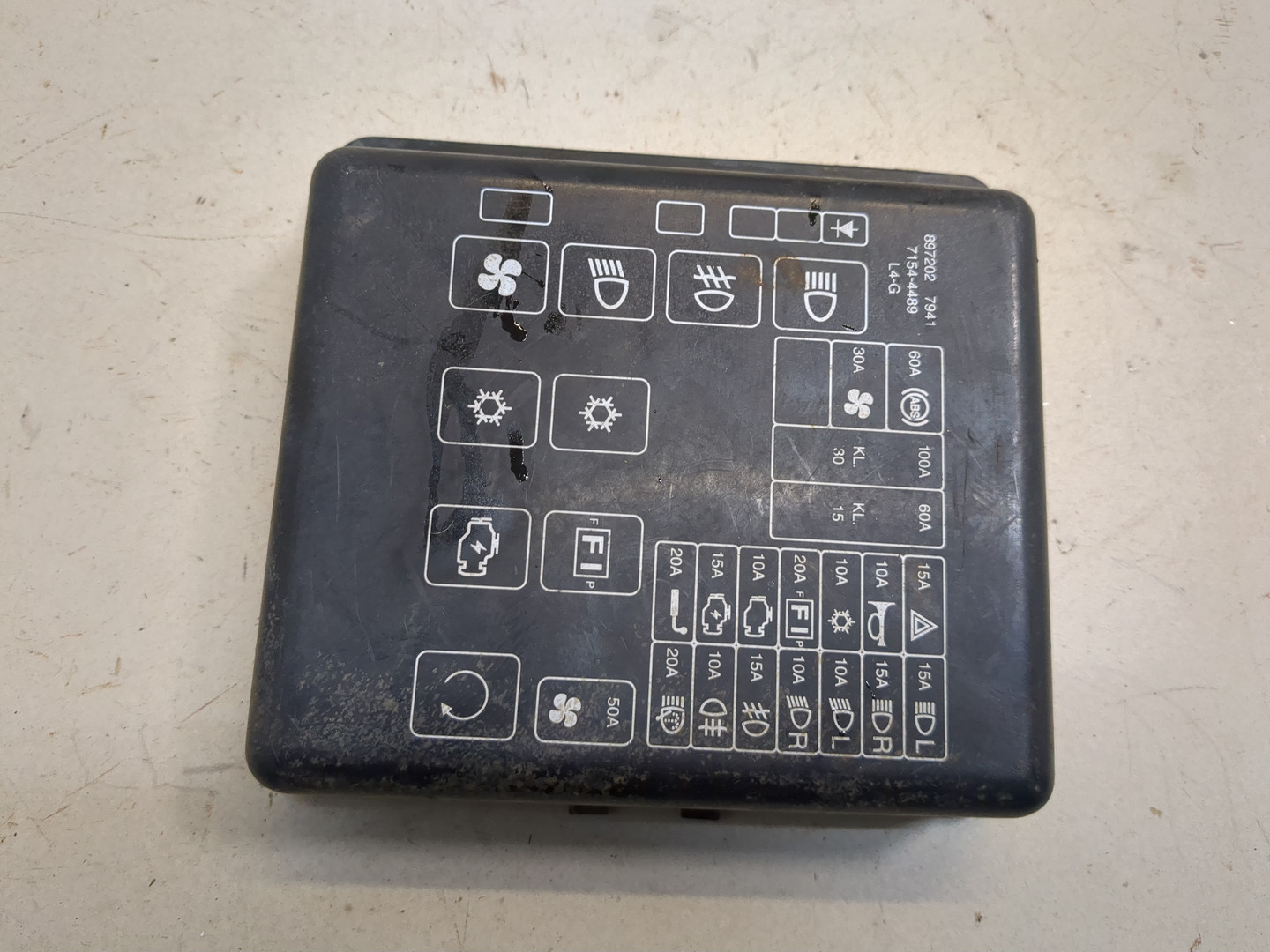 Корпус блока предохранителей