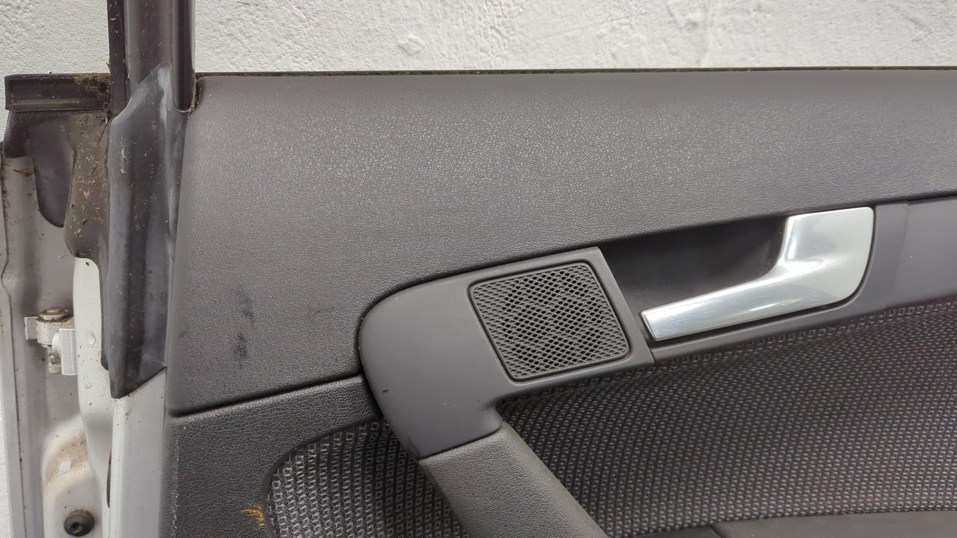 Дверь задняя правая