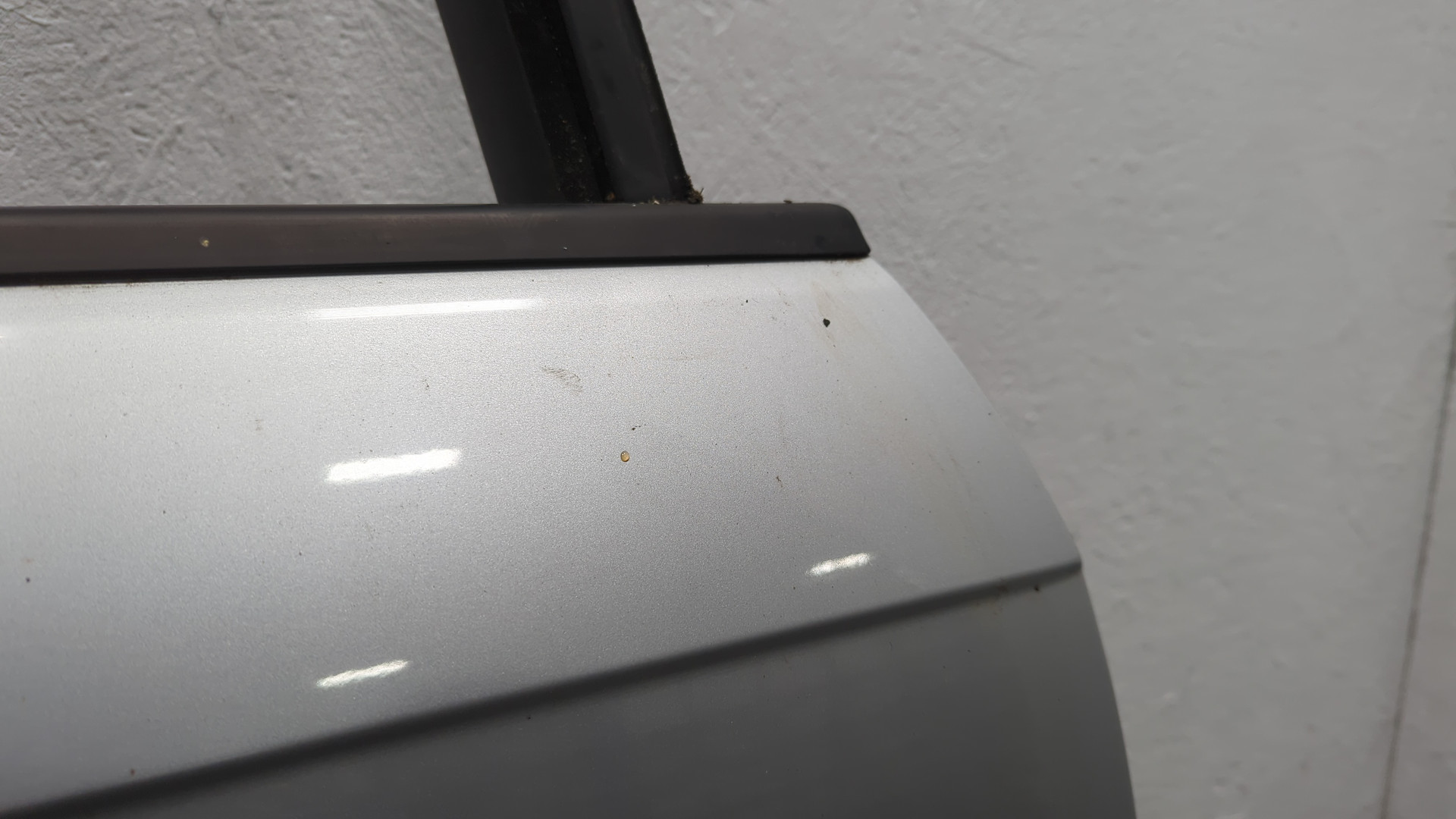 Дверь задняя правая