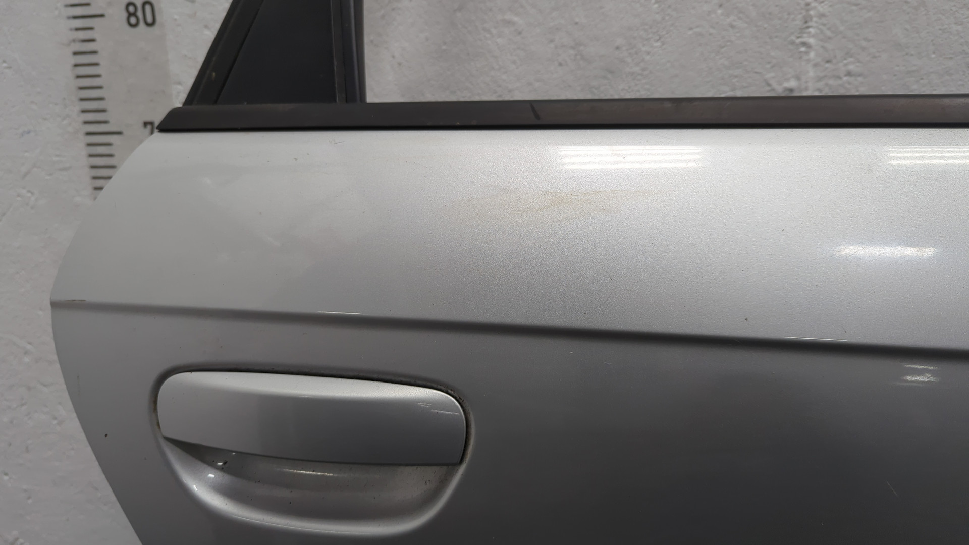 Дверь задняя правая