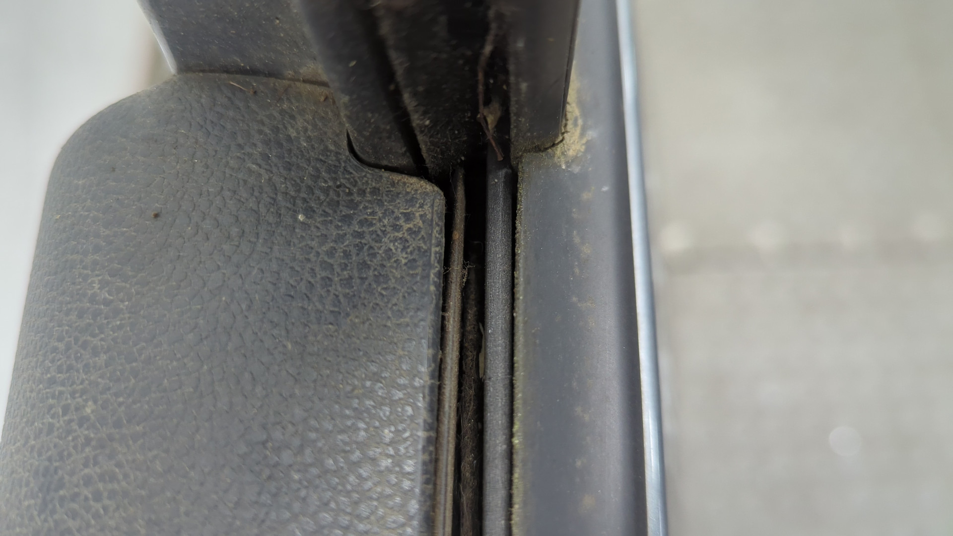 Дверь задняя правая