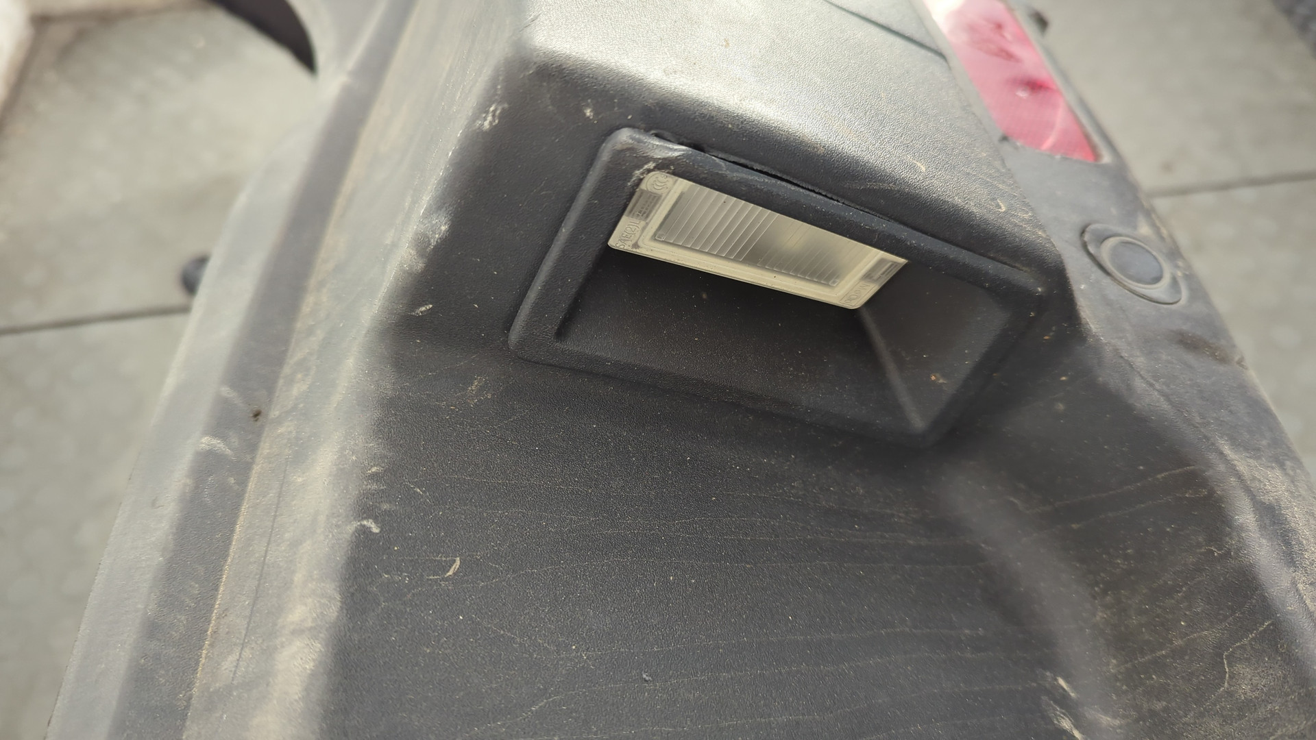 Бампер задний